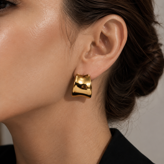 Marée Wave Stud Earrings